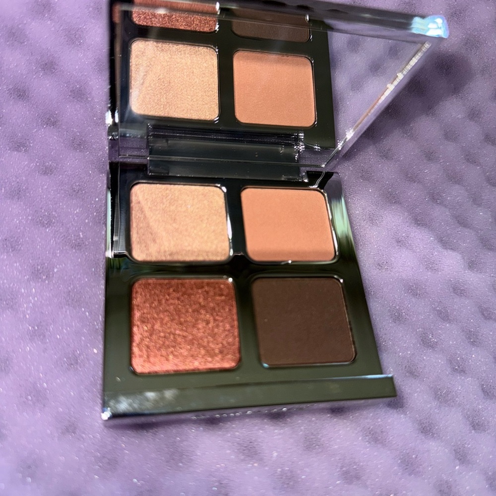 IL MAKIAGE Brown and Tan Eyeshadow Palette